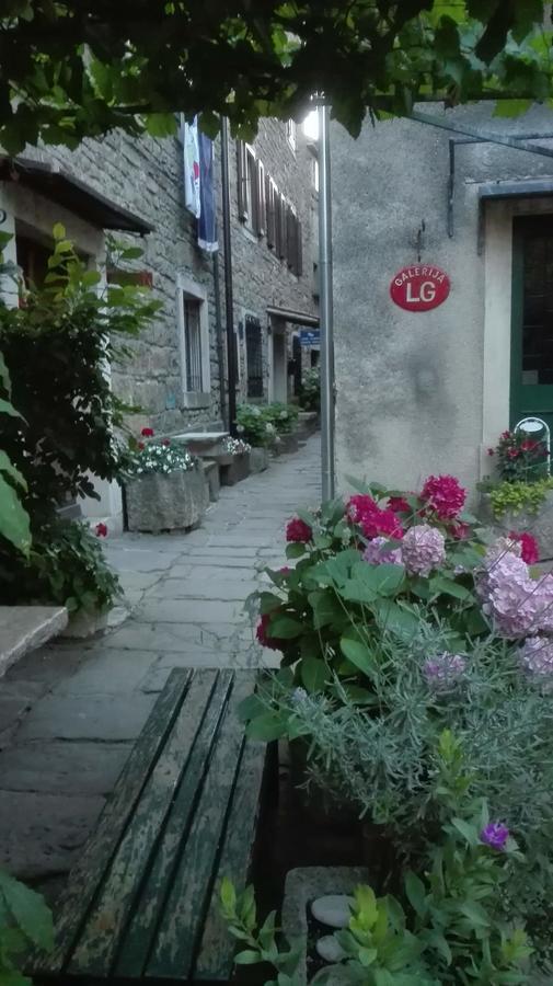 Rooms Svalina (Adults Only) Groznjan Exterior photo